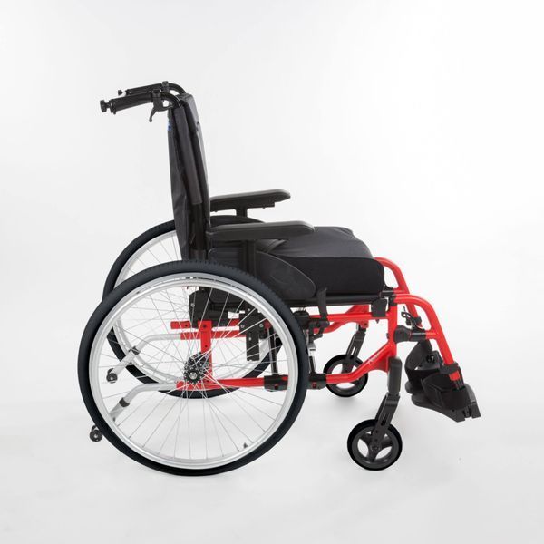 Середньоактивне крісло колісне Invacare Action 4 NG HD Action 4 NG HD фото