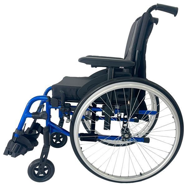 Середньоактивне крісло колісне Invacare Action 3 NG Action 3 NG фото